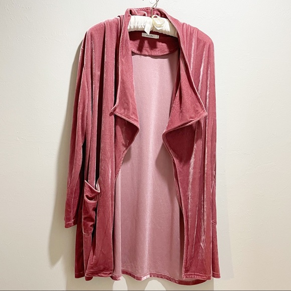 AMARYLLIS Plus Mauve Velvet Draped Duster